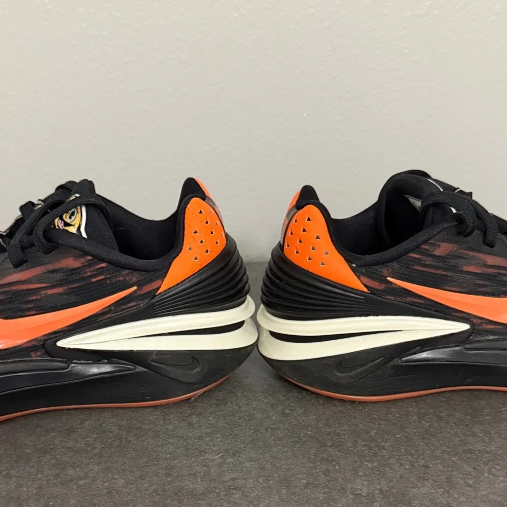 Gently used Nike GT cut version 2 Black and Orange basketball Sneaker Air zoom - Picture 14 of 14